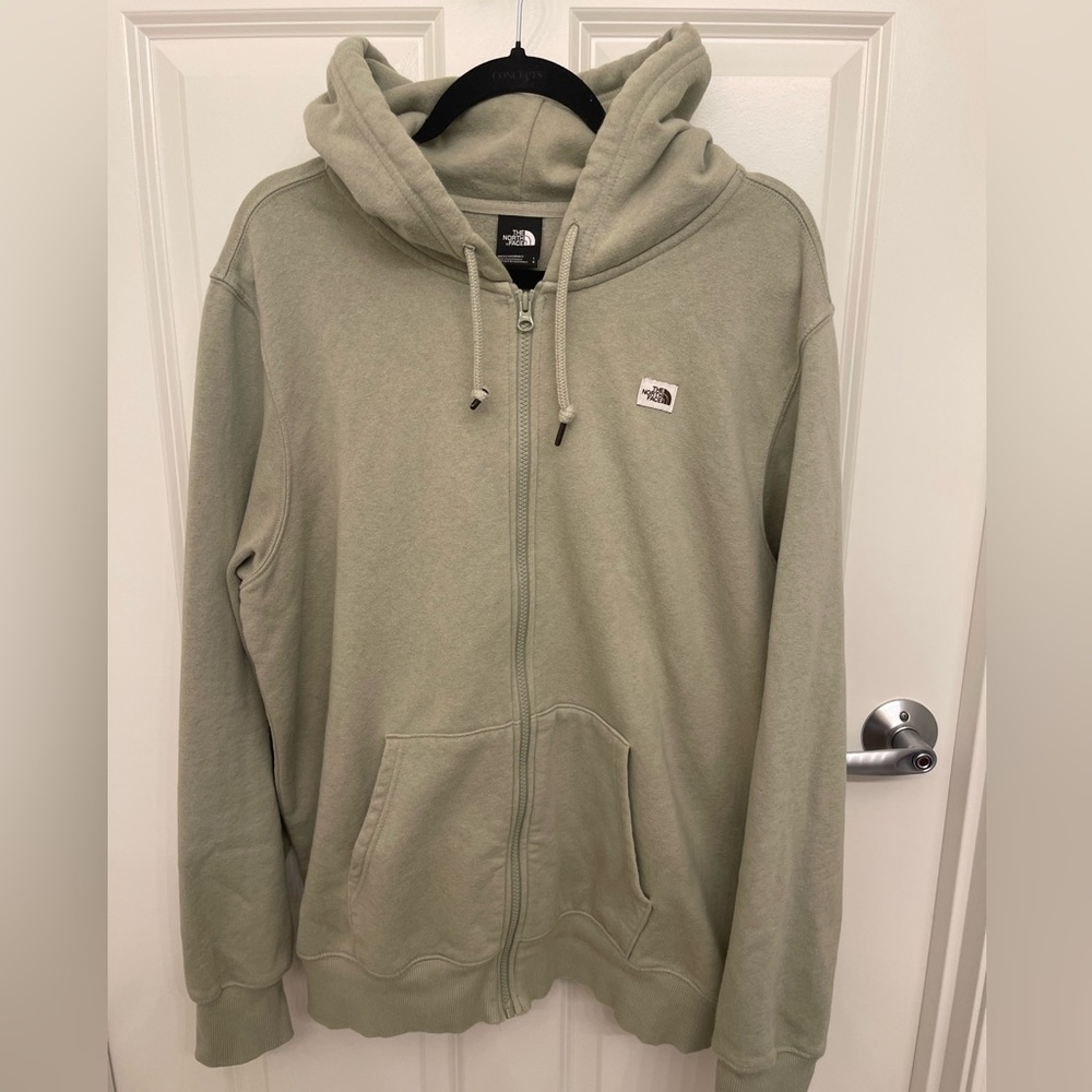 The North Face Men’s Simple Logo Fleece Full-Zip Hoodie